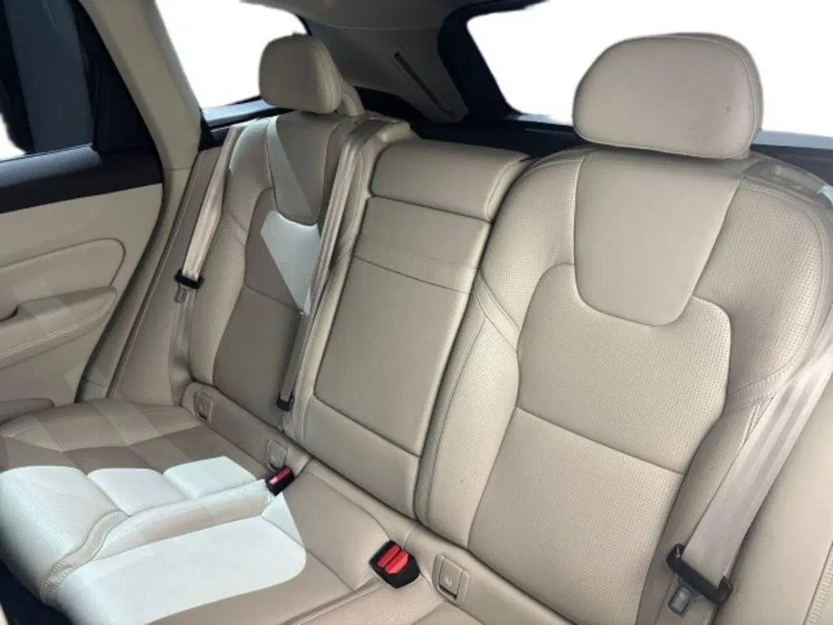 Volvo XC60 usata a Bologna (9)