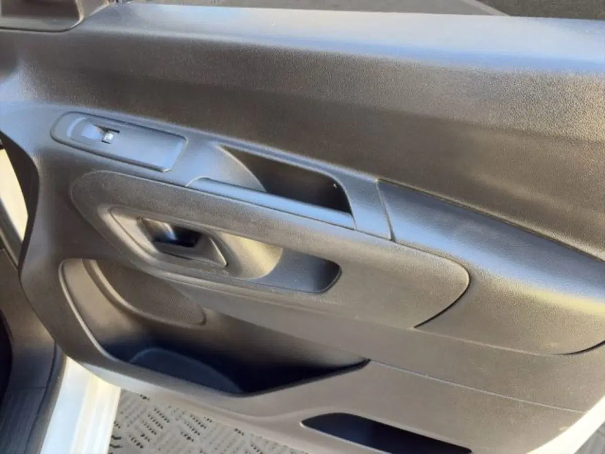 Opel Combo Furgone usata a Perugia (16)