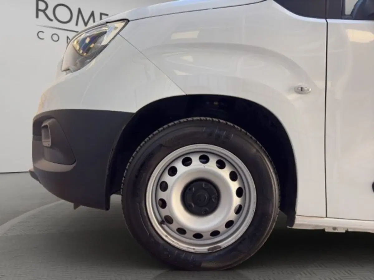 Opel Combo Furgone usata a Perugia (19)