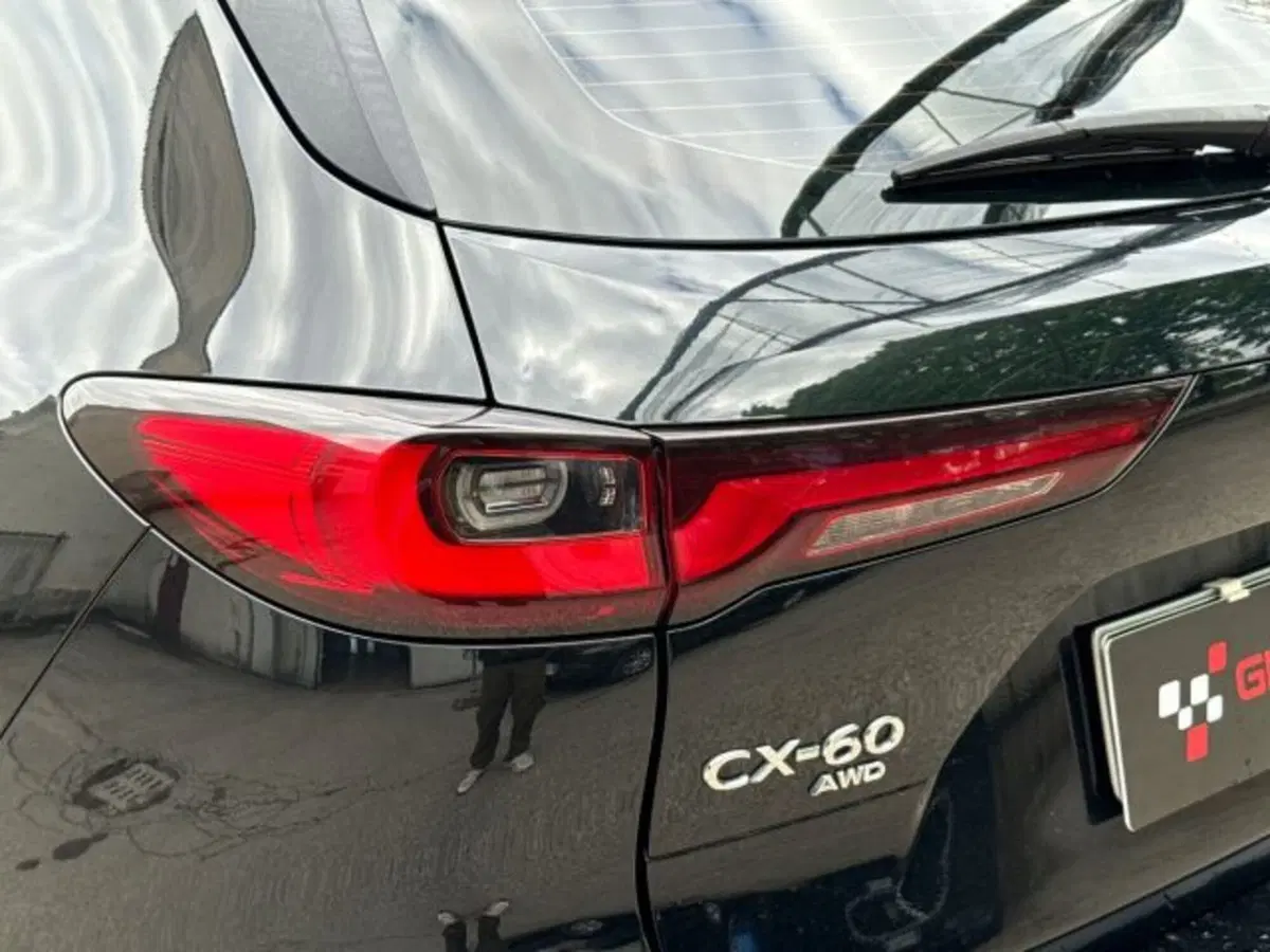 Mazda CX-60 usata a Bologna (8)