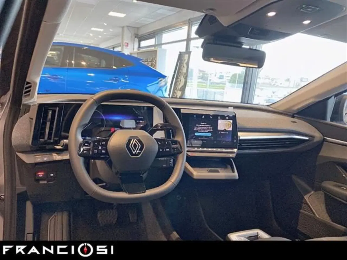 Renault Megane E-Tech Electric usata a Modena (16)