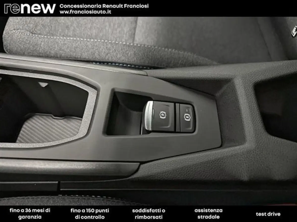 Renault Clio nuova a Modena (12)