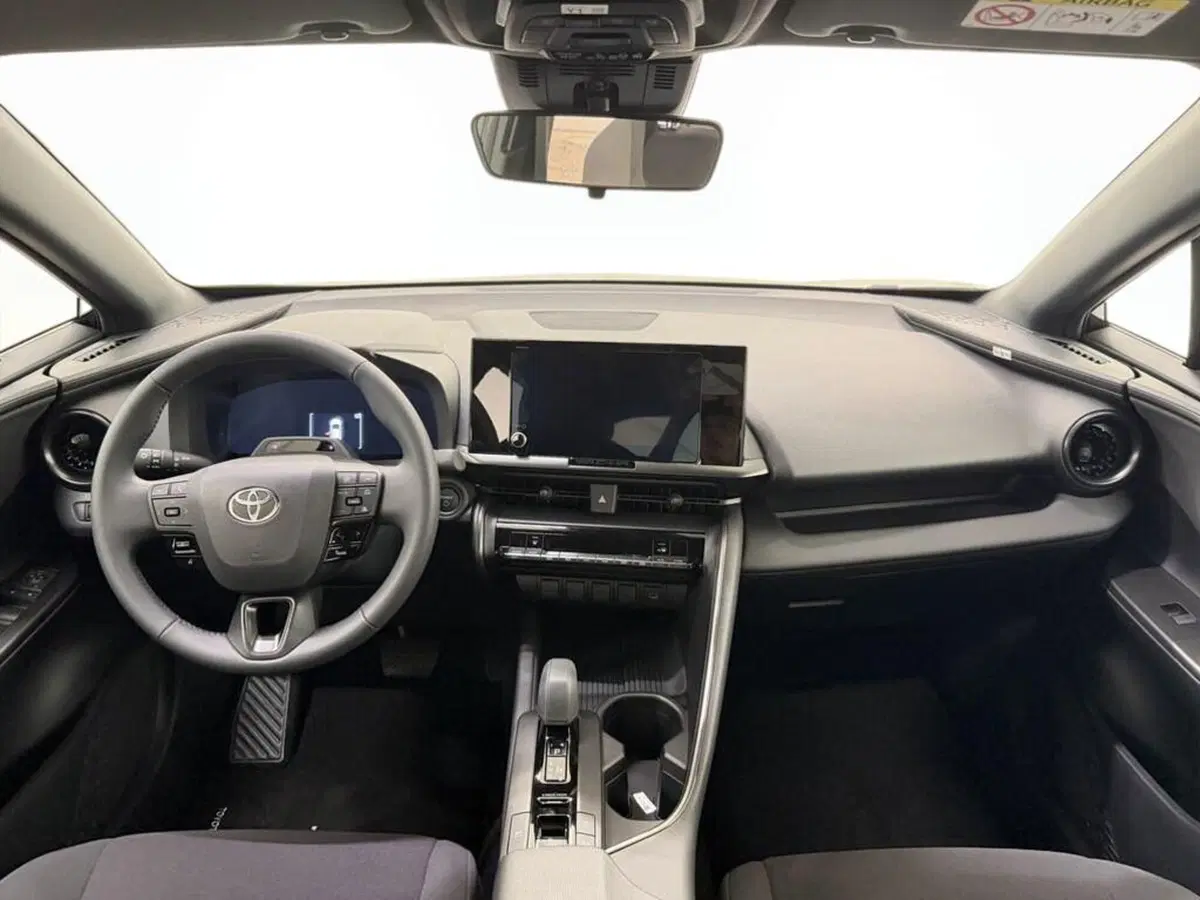 Toyota Toyota C-HR nuova a Monza e Brianza (8)