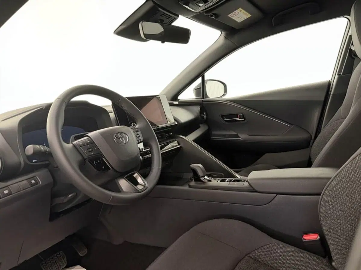 Toyota Toyota C-HR nuova a Monza e Brianza (10)