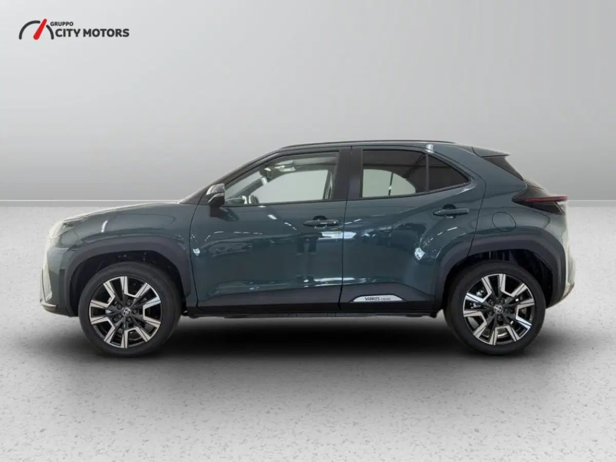 Toyota Yaris Cross nuova a Monza e Brianza (3)