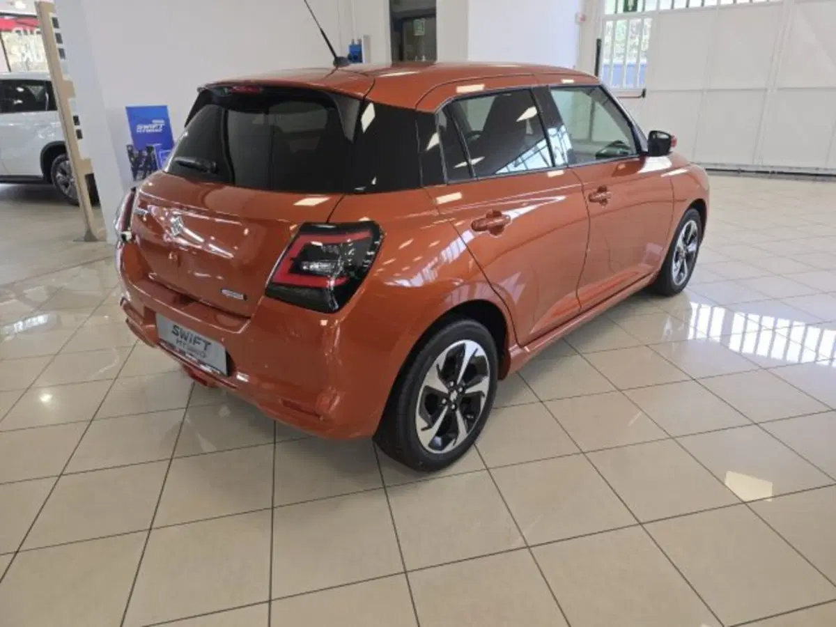 Suzuki Swift nuova a Reggio Emilia (6)