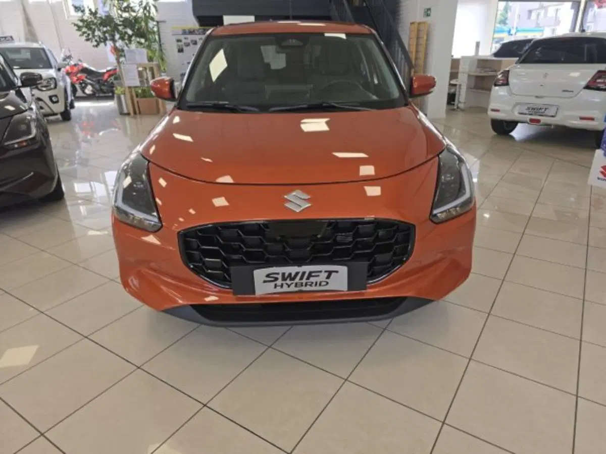 Suzuki Swift nuova a Reggio Emilia (8)