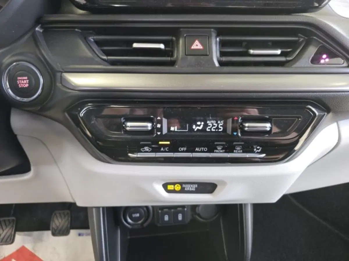 Suzuki Swift nuova a Reggio Emilia (12)