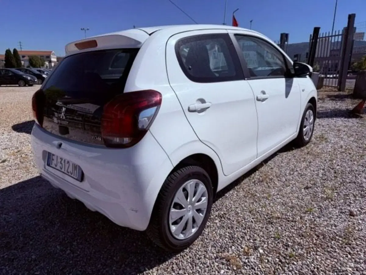 Peugeot 108 usata a Prato (11)