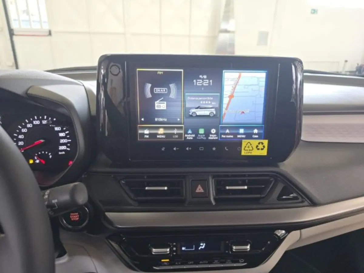 Suzuki Swift nuova a Reggio Emilia (11)