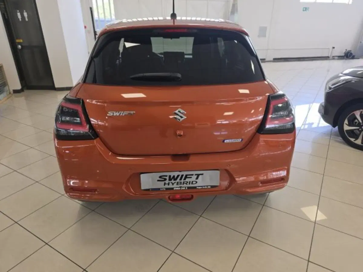 Suzuki Swift nuova a Reggio Emilia (5)