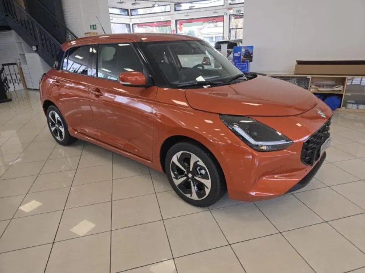 Suzuki Swift nuova a Reggio Emilia (7)