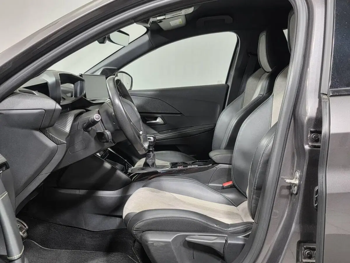 Peugeot 208 usata a Sondrio (10)