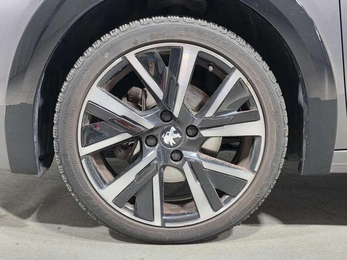 Peugeot 208 usata a Sondrio (9)