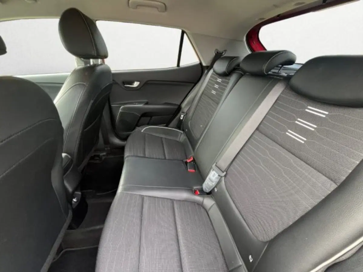 Kia Stonic usata a Udine (11)