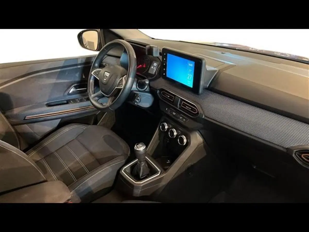 Dacia Sandero usata a Firenze (11)