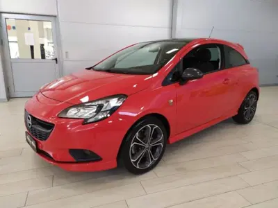 Opel Corsa Coupé 1.4 Turbo 150CV Start&Stop S del 2017 usata a Muggia