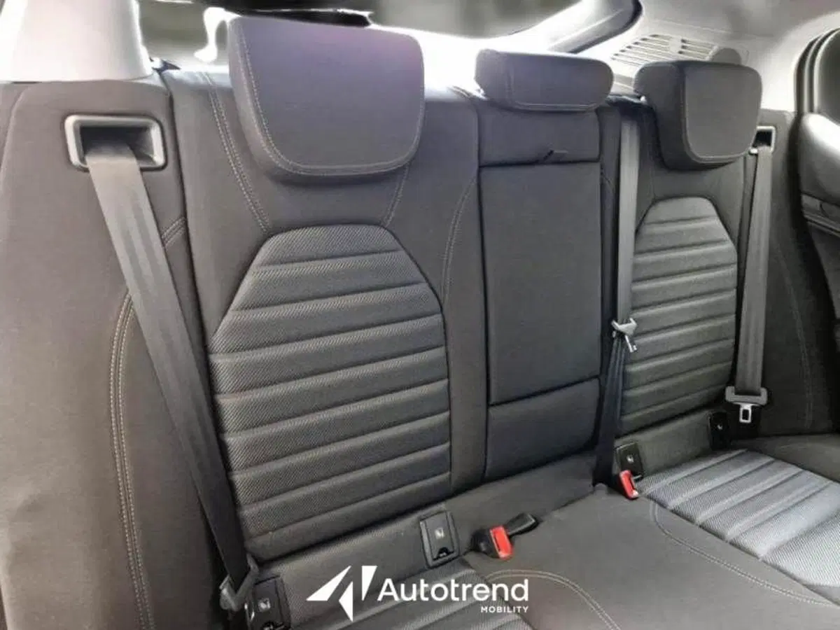 Alfa Romeo Stelvio usata a Lecce (11)