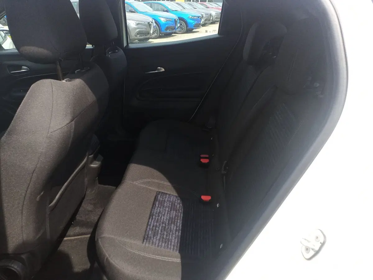 Alfa Romeo Junior usata a Alessandria (13)