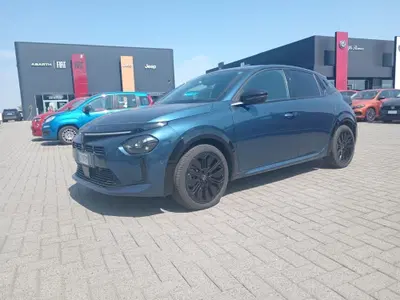 Lancia Ypsilon 1.2 mhev Edizione Cassina e-dct del 2025 usata a Alessandria
