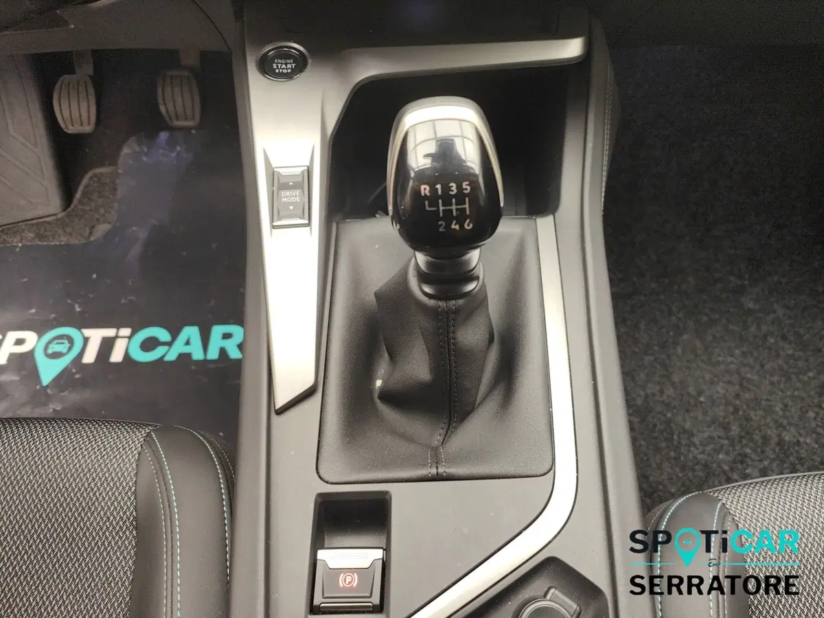 Peugeot 308 usata a Como (17)