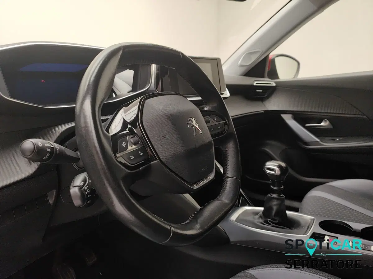 Peugeot 2008 usata a Como (9)