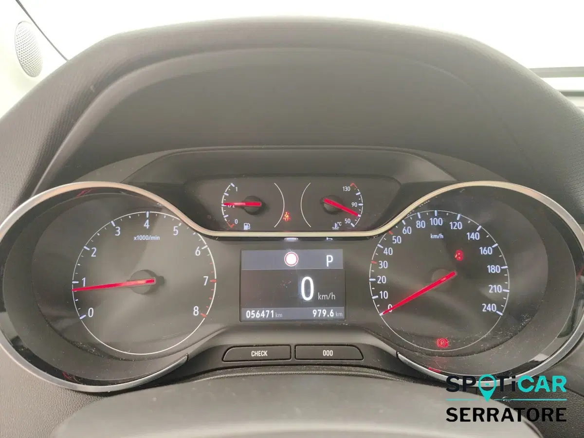 Opel Crossland usata a Como (8)