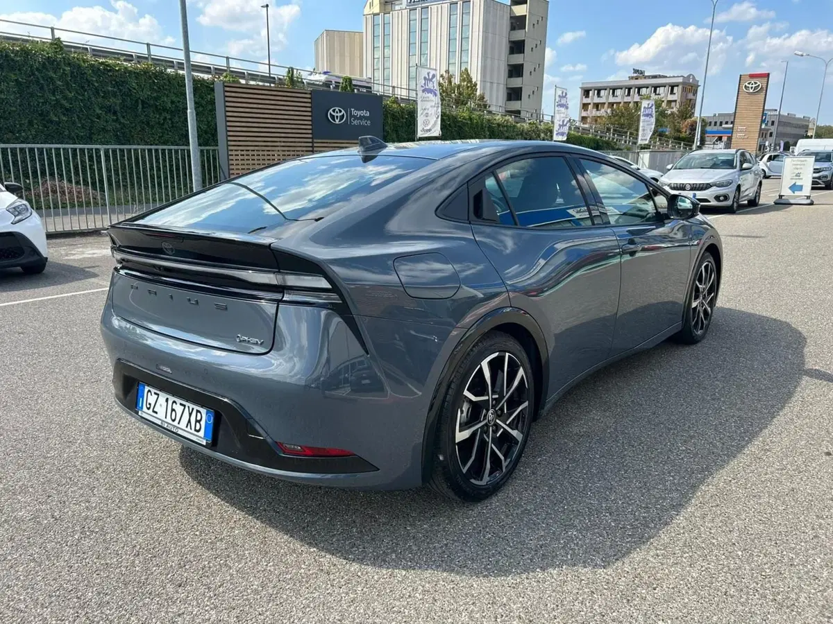 Toyota Prius usata a Piacenza (5)