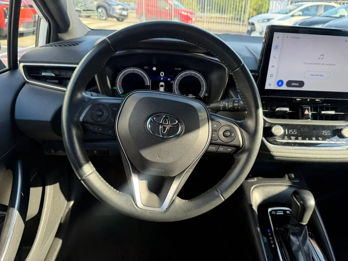 Toyota Corolla Touring Sports usata a Piacenza (11)