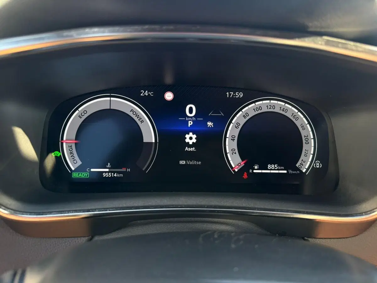 Toyota Corolla Touring Sports usata a Piacenza (12)