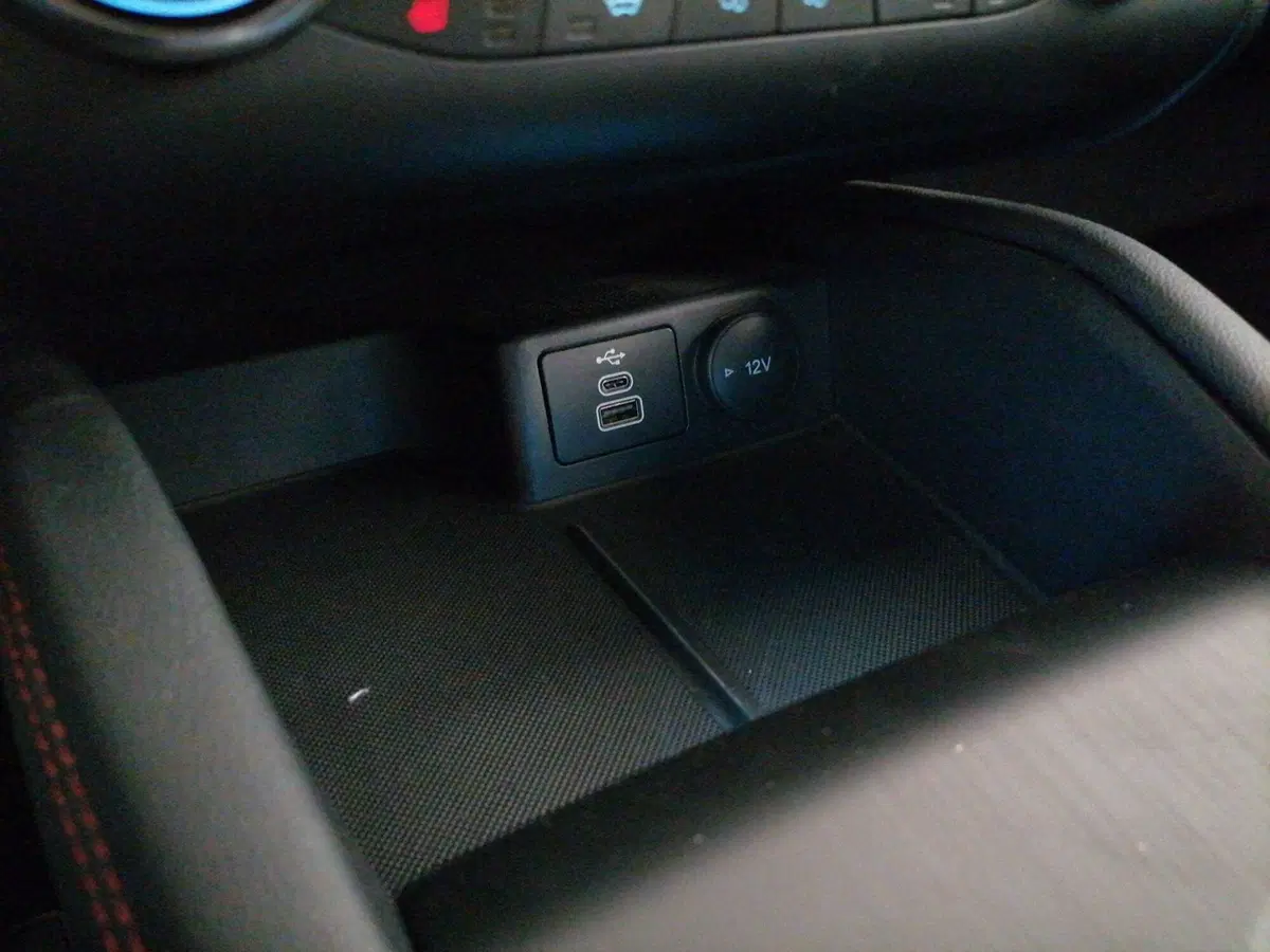 Ford Kuga usata a Roma (20)