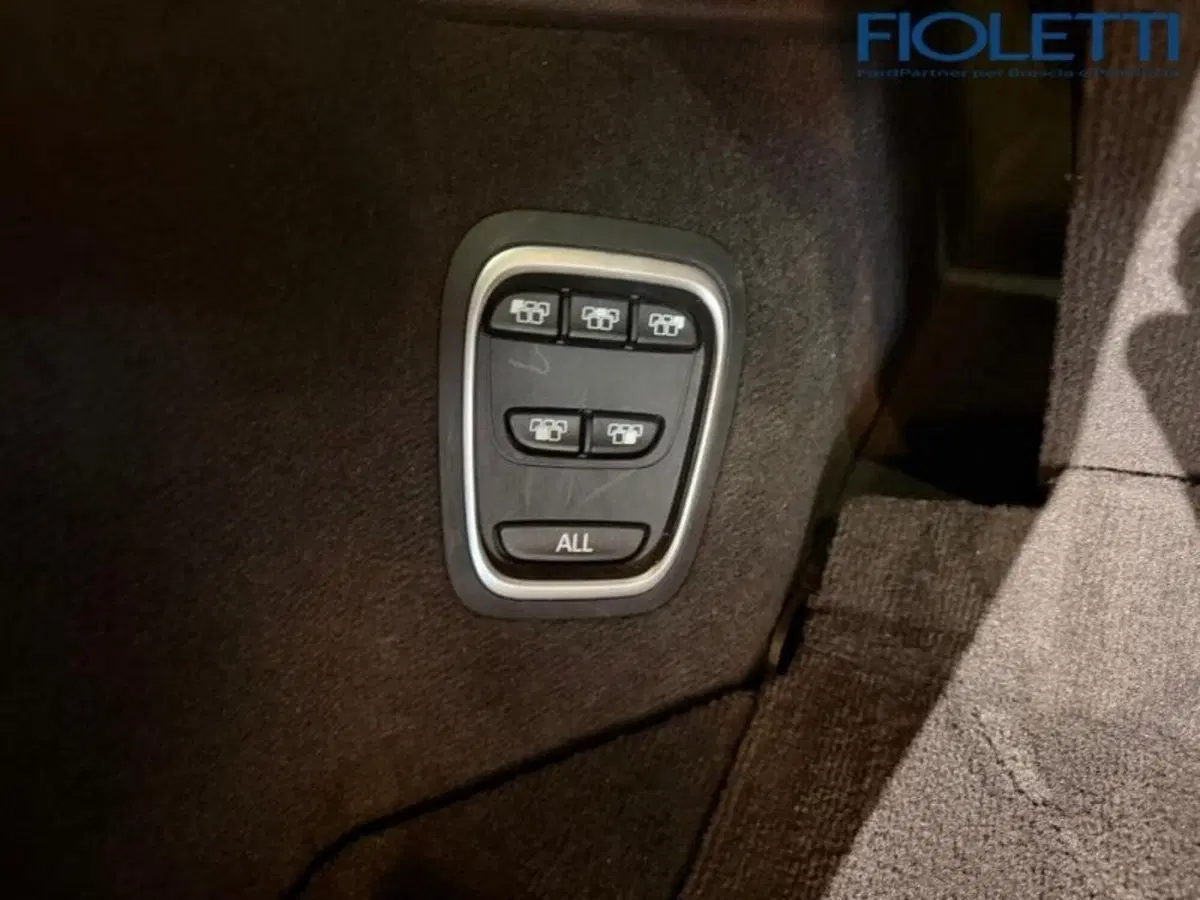 Renault Espace usata a Brescia (16)