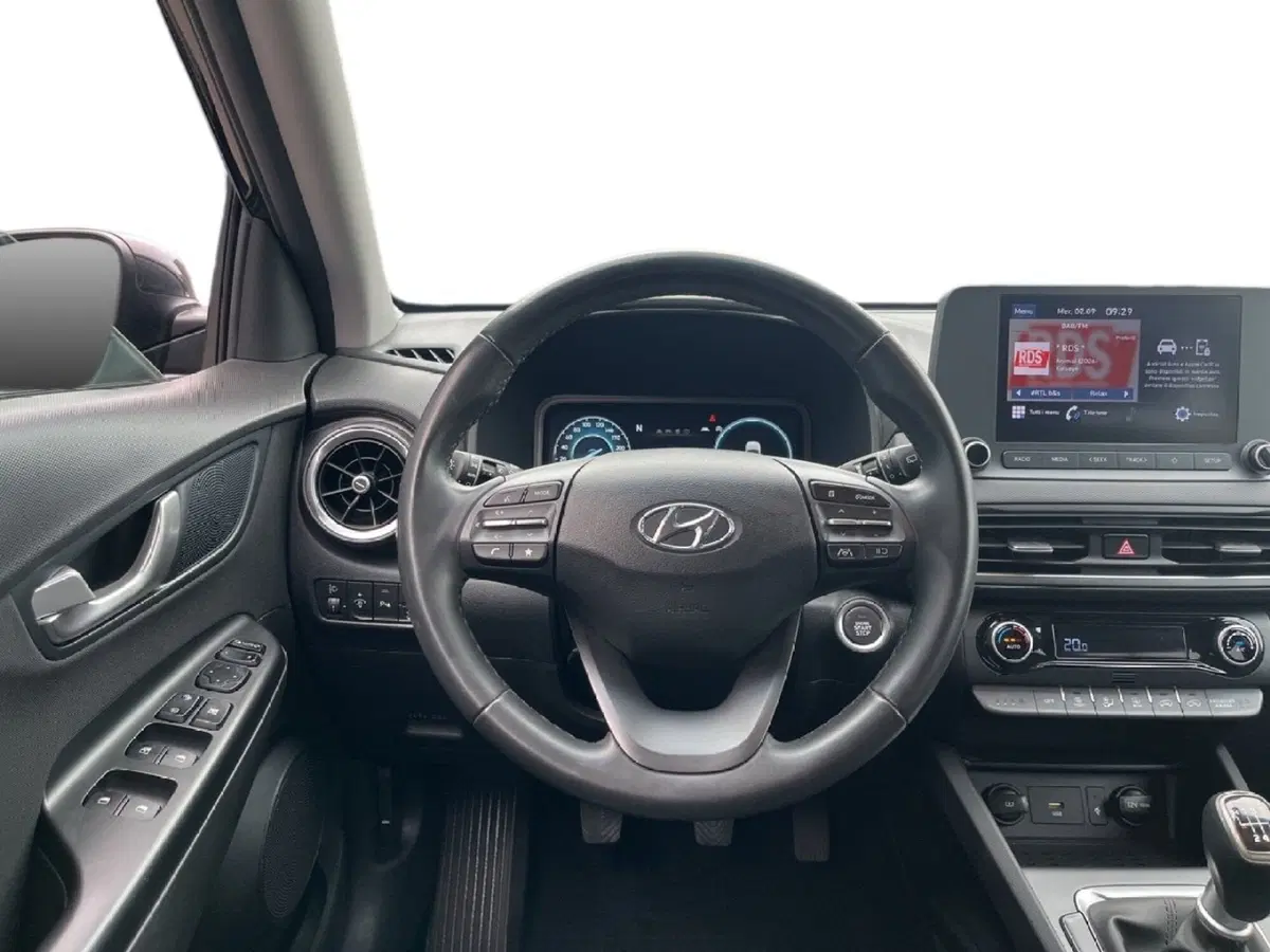 Hyundai Kona usata a Torino (12)