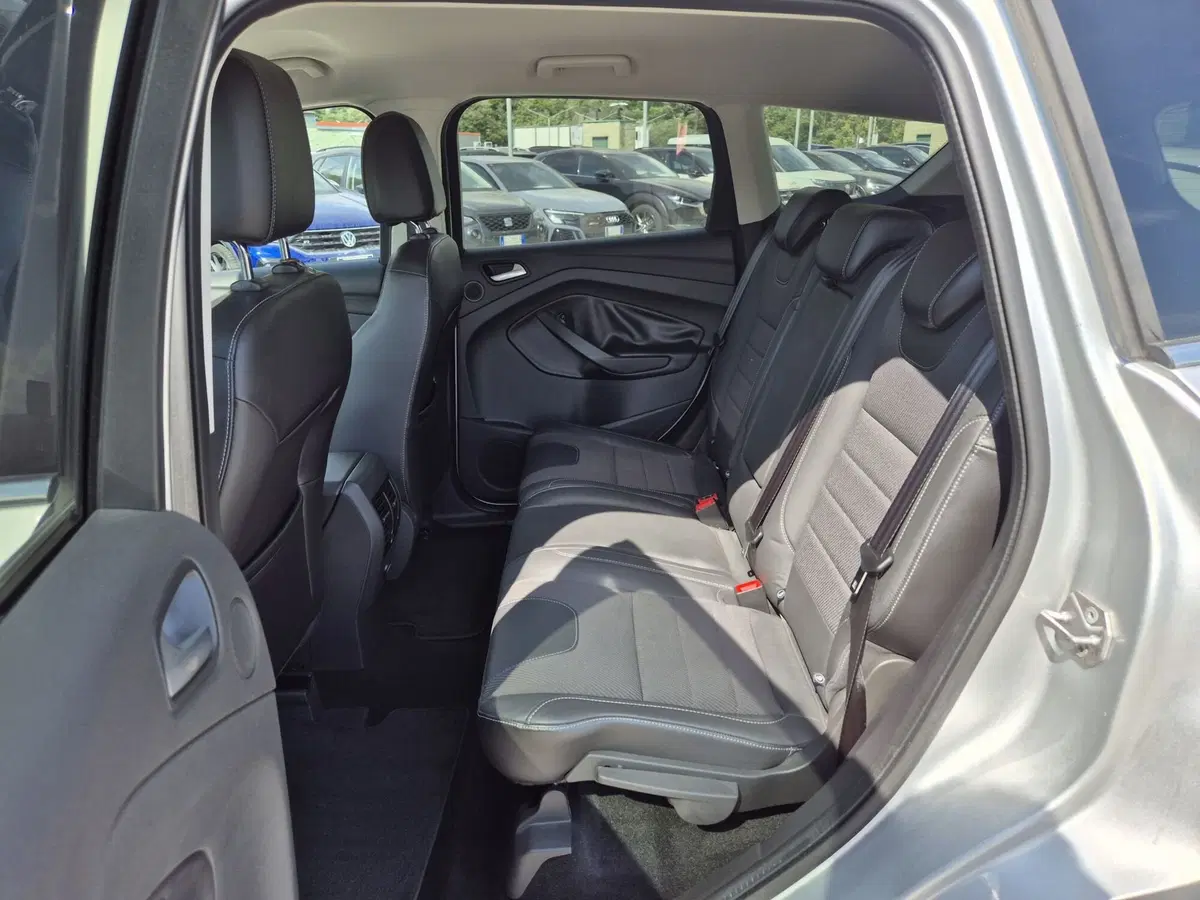 Ford Kuga usata  (7)