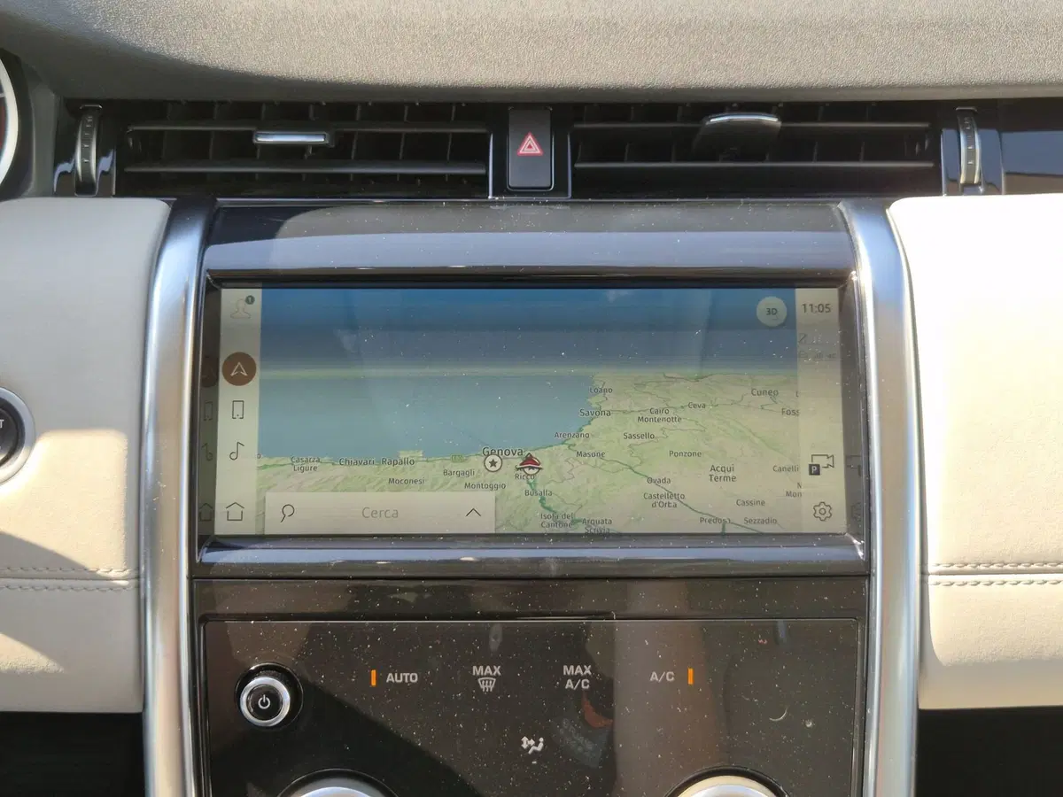 Land Rover Discovery Sport usata  (11)