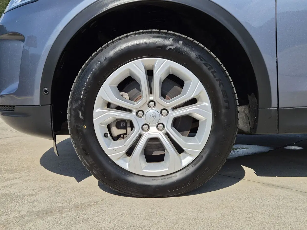 Land Rover Discovery Sport usata  (13)