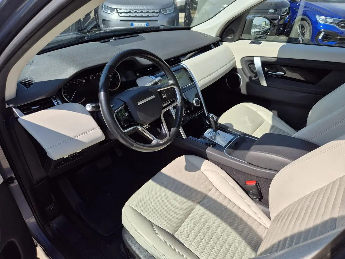 Land Rover Discovery Sport usata  (6)