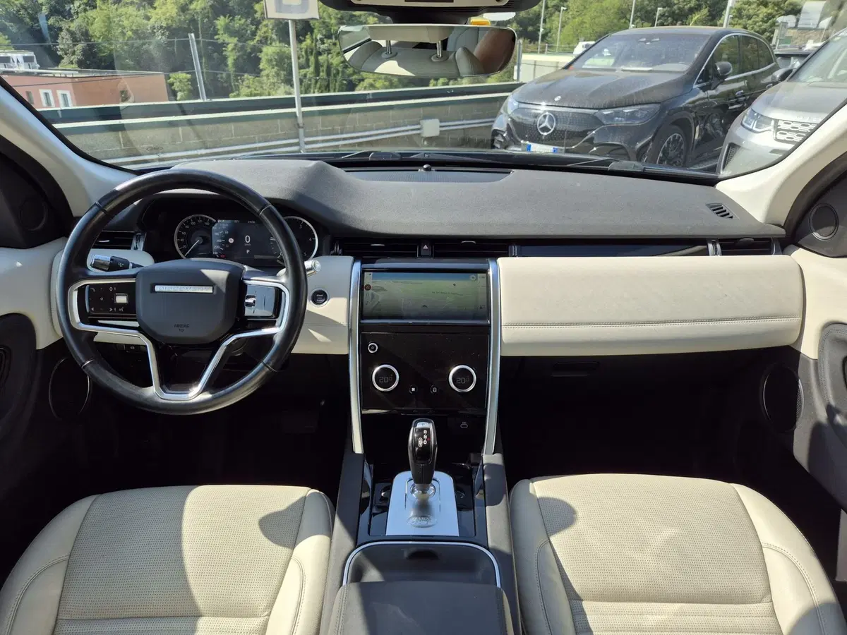 Land Rover Discovery Sport usata  (8)