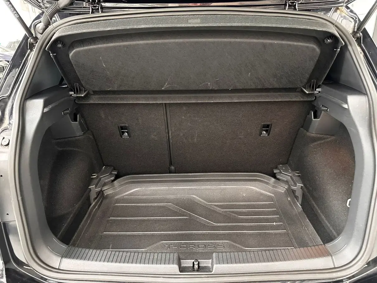 Volkswagen T-Cross usata a Cuneo (12)