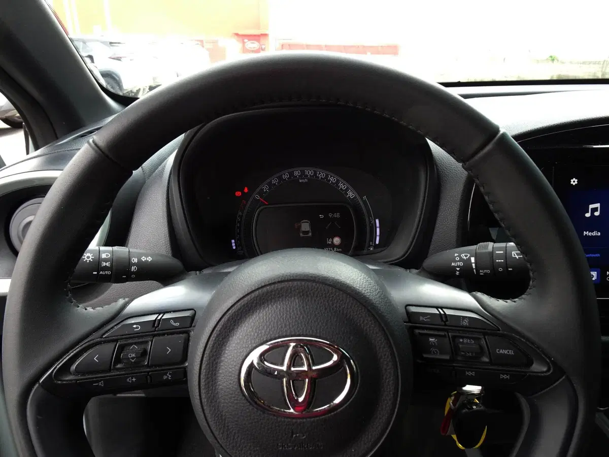 Toyota Aygo X usata a Venezia (11)