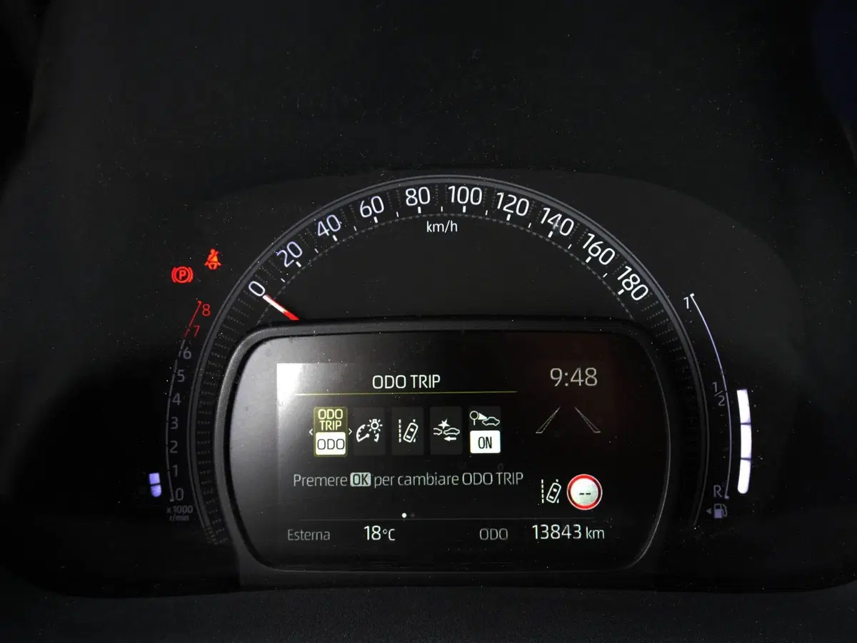 Toyota Aygo X usata a Venezia (12)