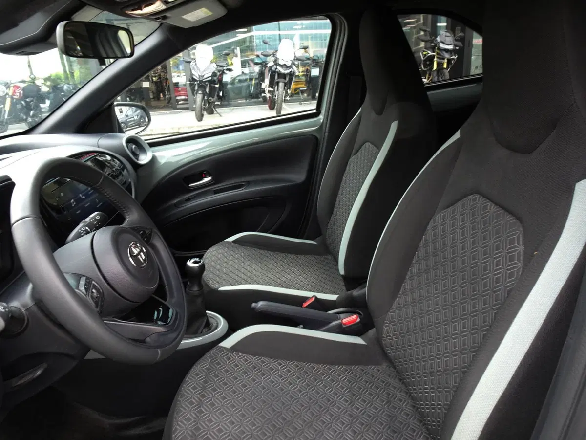 Toyota Aygo X usata a Venezia (7)