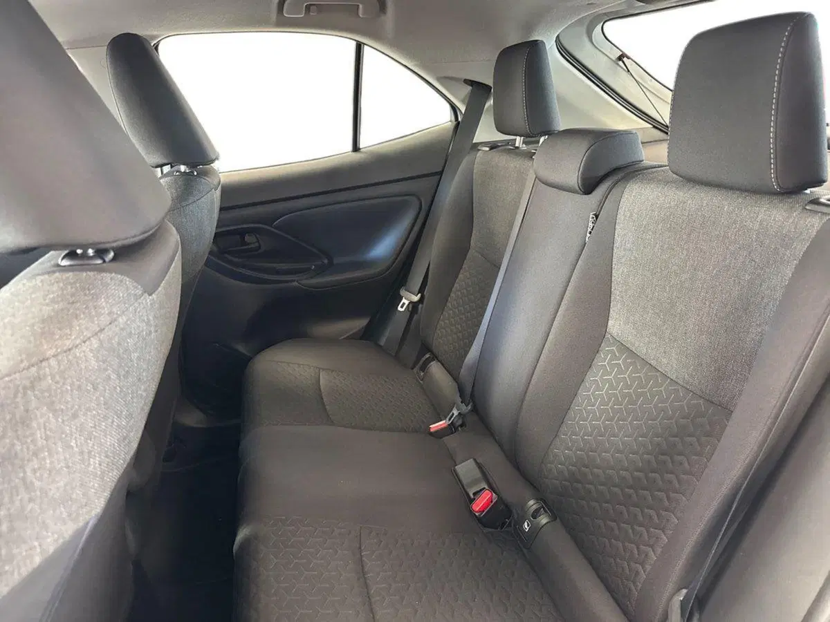 Toyota Yaris Cross usata a Prato (14)