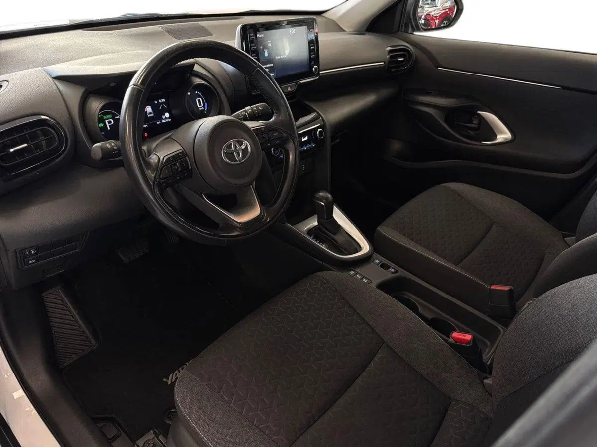 Toyota Yaris Cross usata a Prato (9)