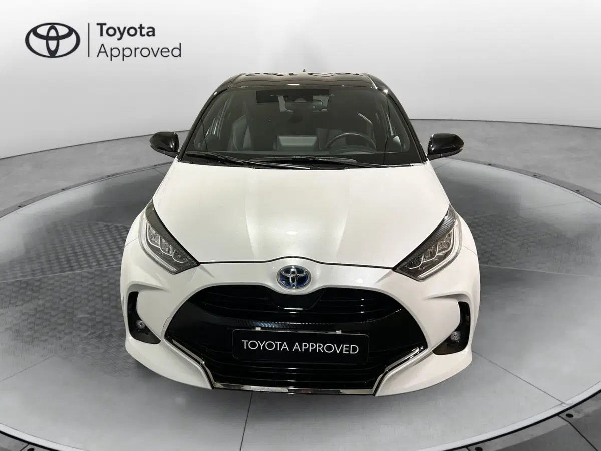 Toyota Yaris usata a Milano (4)