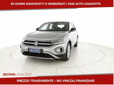 Volkswagen T-Roc 1.0 TSI Style del 2023 usata a San Salvo