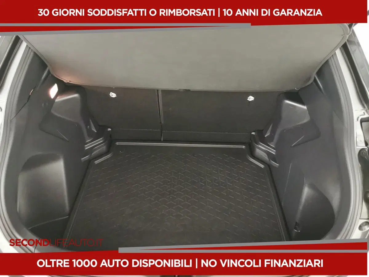Toyota Yaris Cross usata a Roma (12)