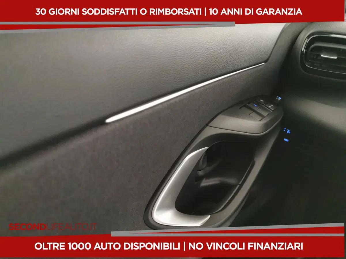 Toyota Yaris Cross usata a Roma (19)