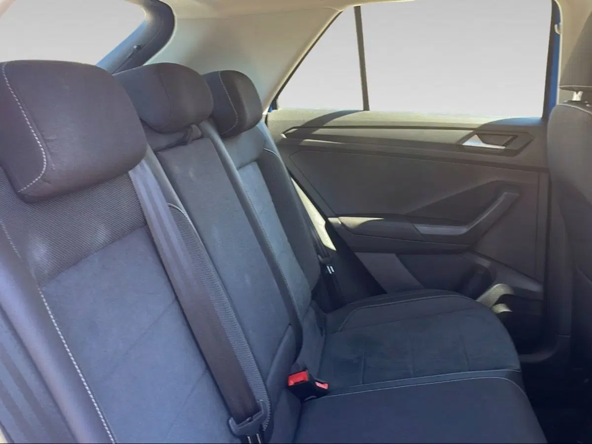 Volkswagen T-Roc usata a Livorno (12)