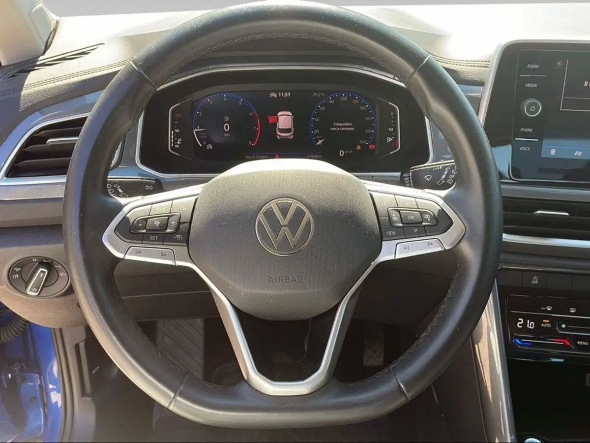 Volkswagen T-Roc usata a Livorno (8)